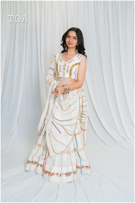 Shades Of Border - BKD 1.O Dupatta - Off White