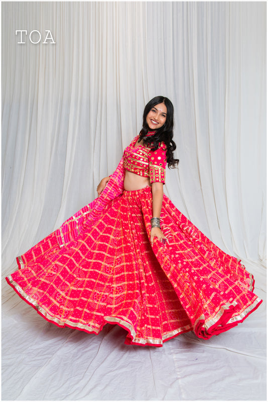 Shades Of Lampi - Gharchola Bandhani Lampi Outfit - Pink