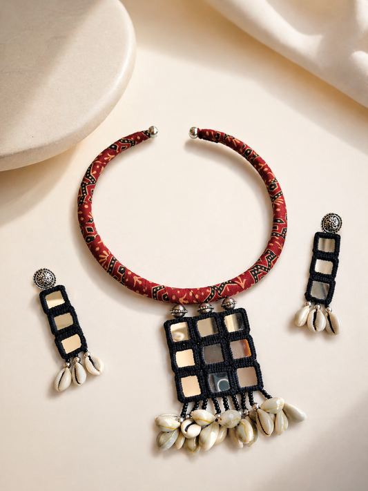 Ajrakh Maroon Black Hasli necklaces - JVD