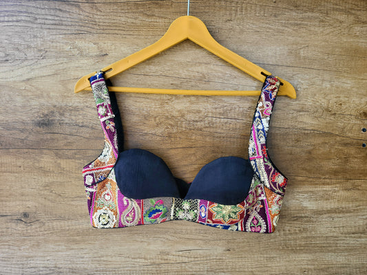 Vintage Vibe Horizontal B neck Top