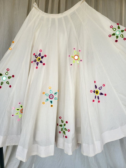 Cream White Multi Mirror Work Skirt 9+ Mtrs Flare
