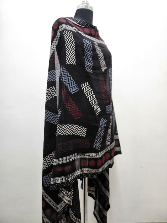 Hand Block Mal Dupatta