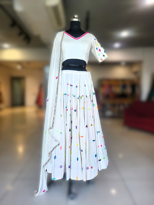 Pop Up Multi Mirror Outfit