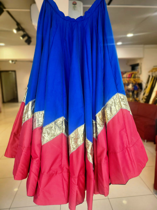 Neela Laal Lampi Skirt