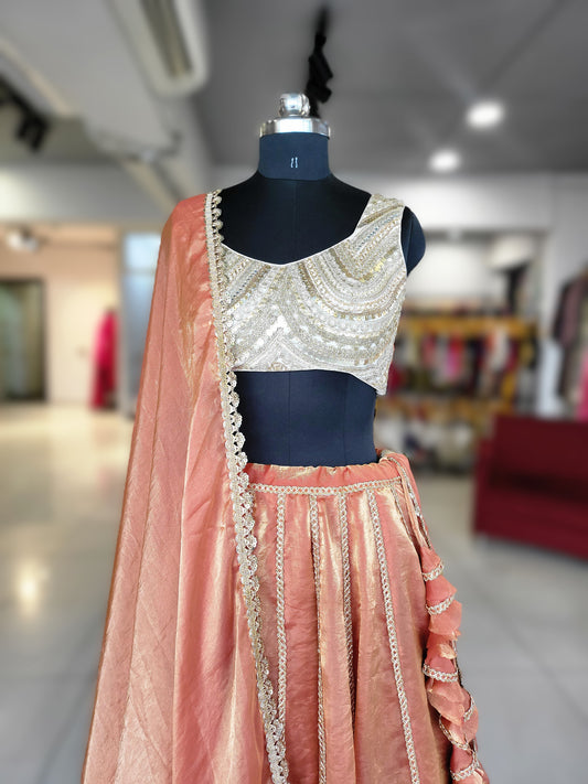 Rust Aura Kanjivaram Ensamble Outfit