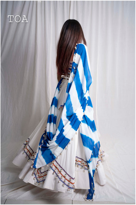 Hand Dyed Lehriya Dupatta Georgette Blue to off White