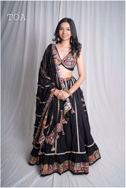 Black vintage border Dupatta Only