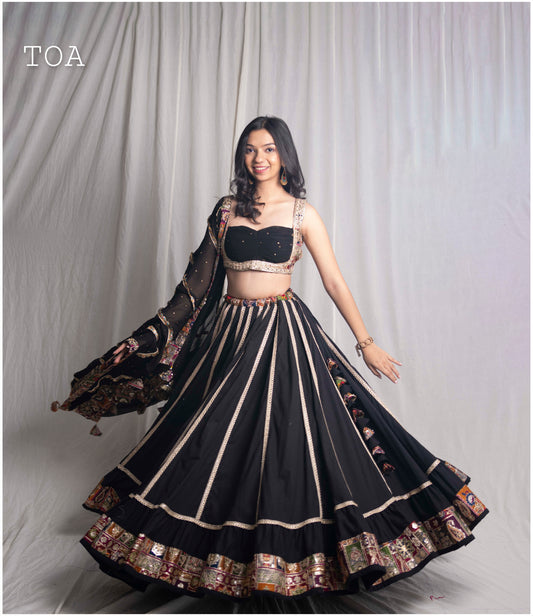 Pleated Georgette Neck Vintage Vibe Set