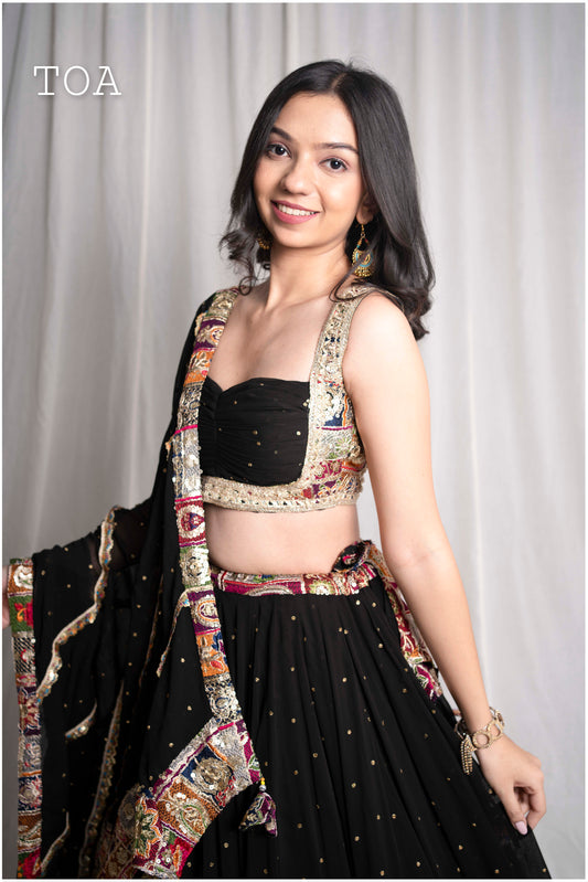 Black vintage border Dupatta Only