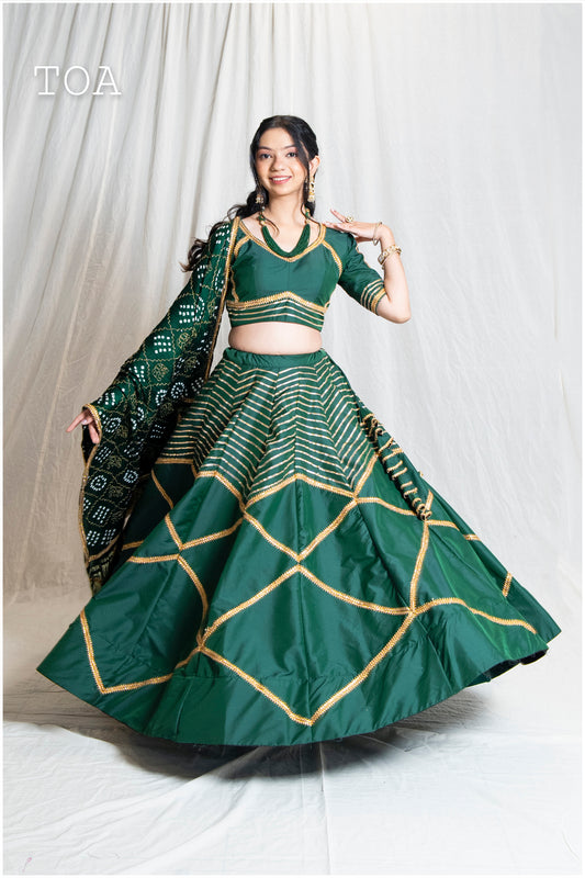 Hara Silk Shine Outfit