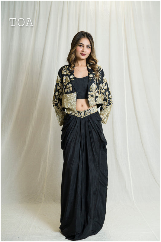 Iconic Drape Outfit - Black