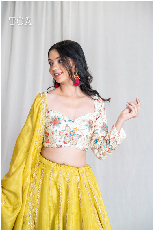 Gulaabo Top FL - Ivory