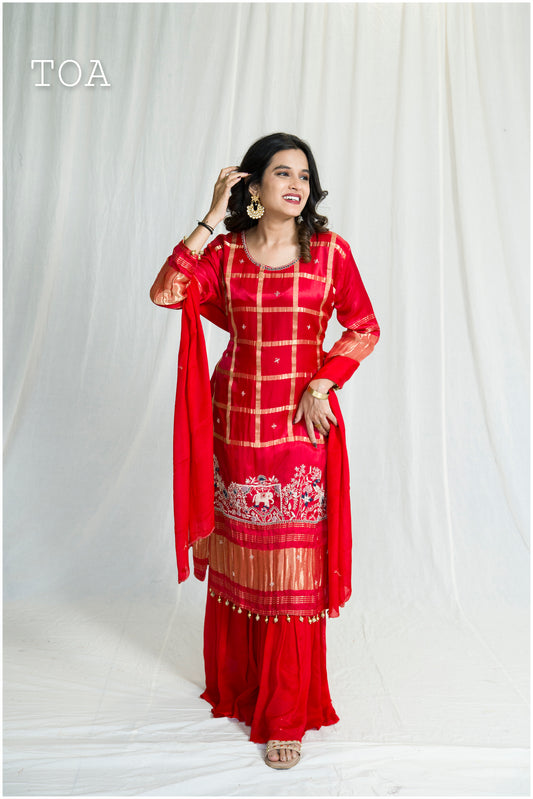 Gharchola Gaji Modal Outfit