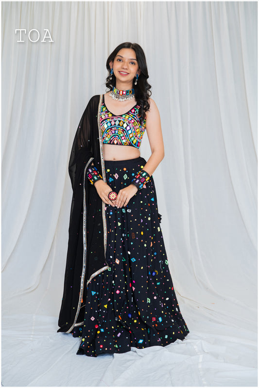 Shades Of Mirror Collection - Pop Vibe Outfit 1.O - Black