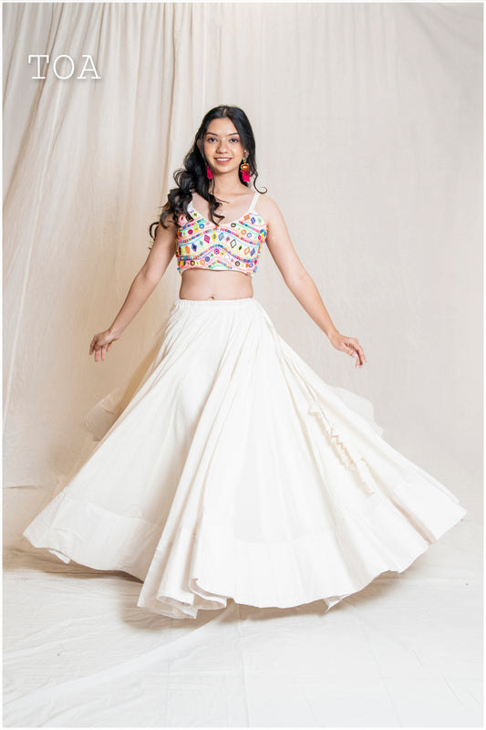 White Mirror Work Outfit 2.0