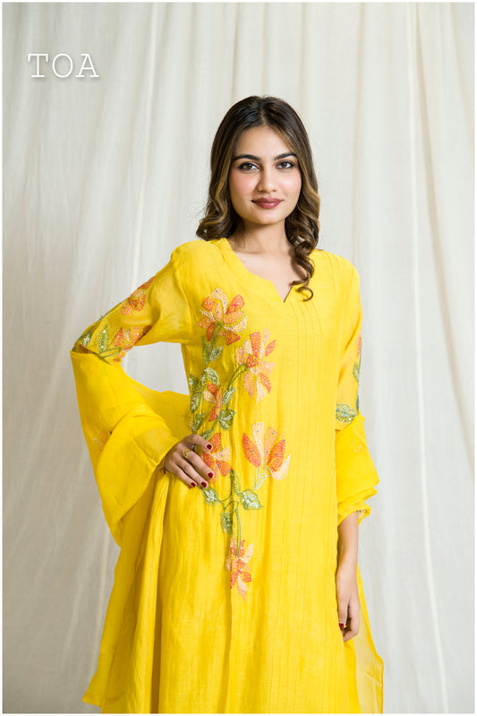Peela Yellow - Colored Embroidered Dress
