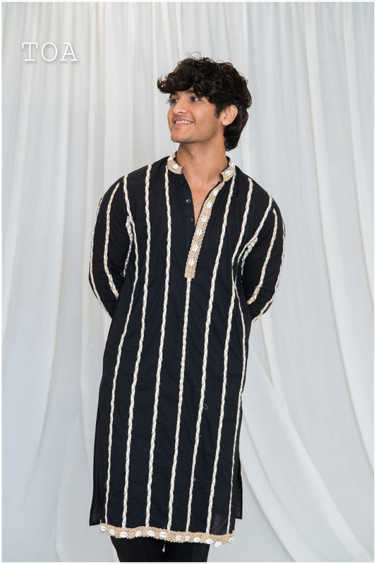 Shades Of Threads - Kurta - Black