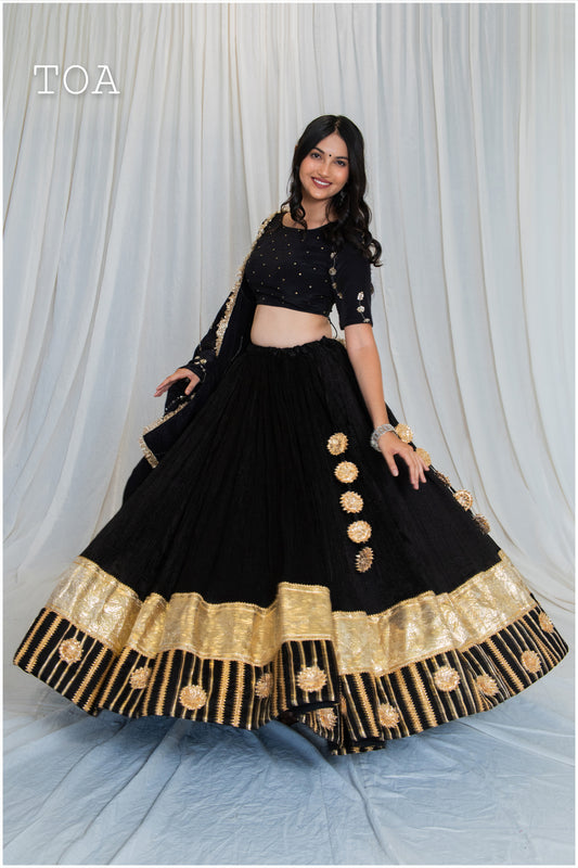 Shades Of Lampi - Crush Silk Sona Lampi Outfit - Black