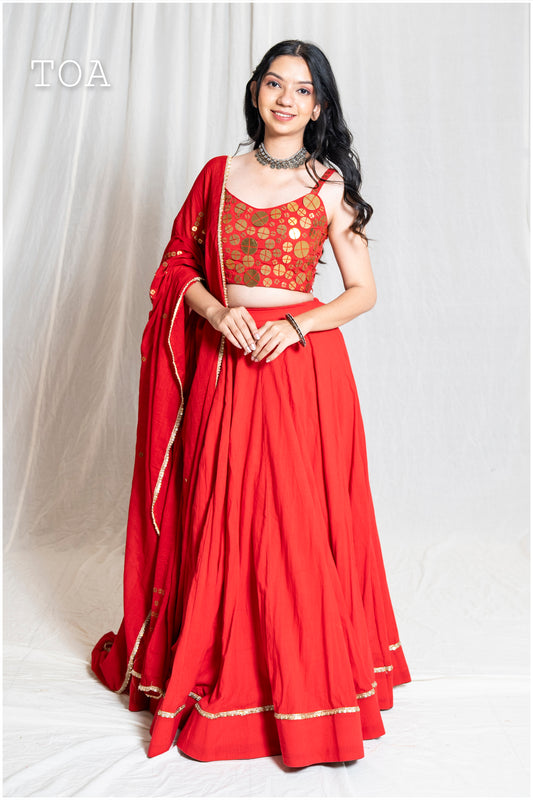 Laal Tamba Skrit