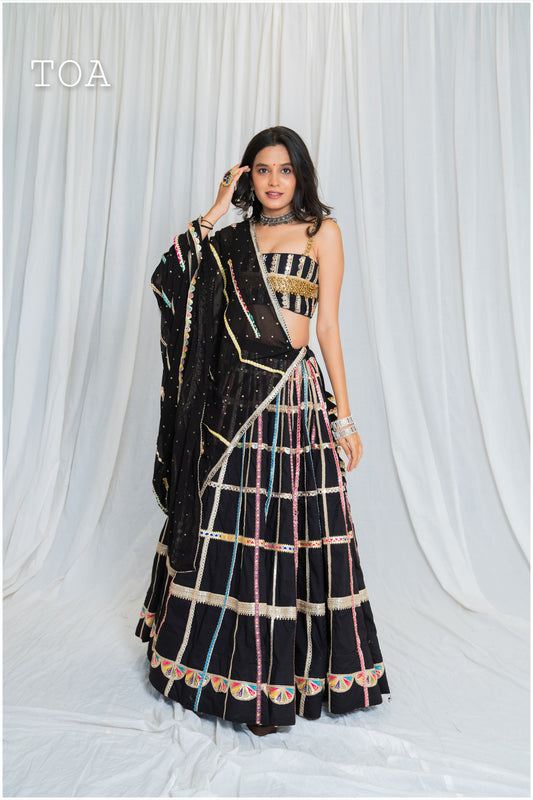 Shades of Border - Checks SP Outfit 3.0 - Black