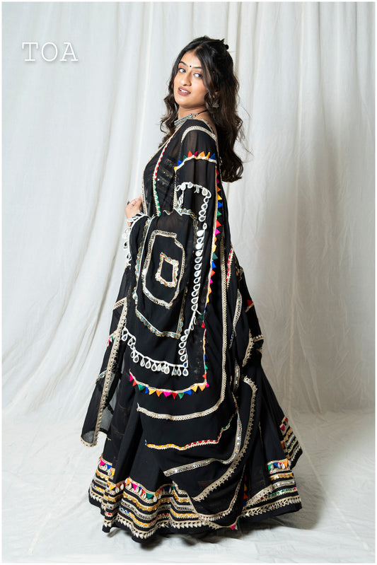 Taam Jham Dupatta - Black