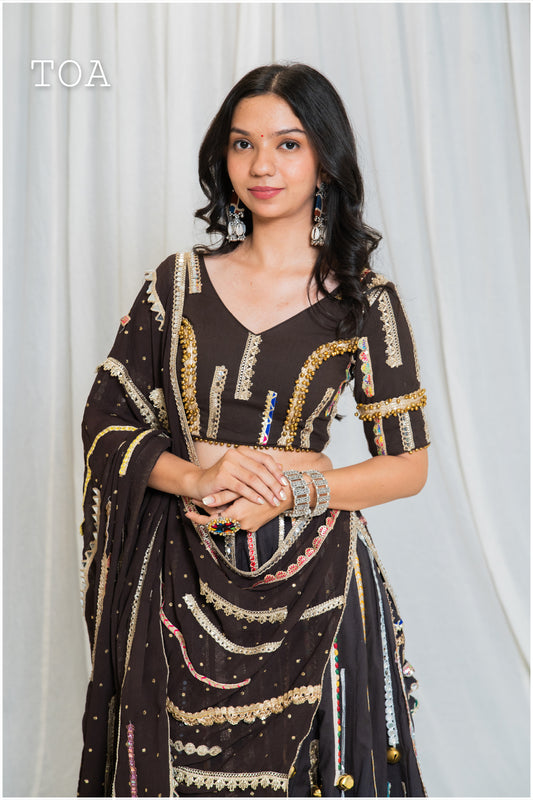 Shades of Border - BKD 1.O EL Outfit - Brown
