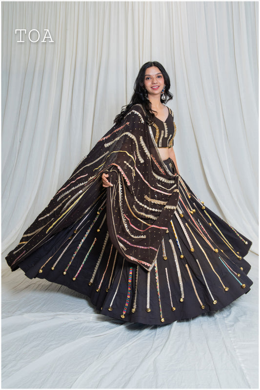 Shades of Border - BKD 1.O EL Outfit - Brown