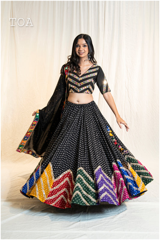 Penta Multi Bandhani Georgette Set - Black EL