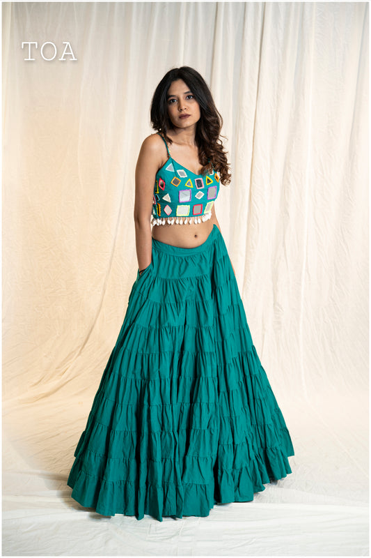 RAMA 40+ meters Tier Skirt & Pop up Top