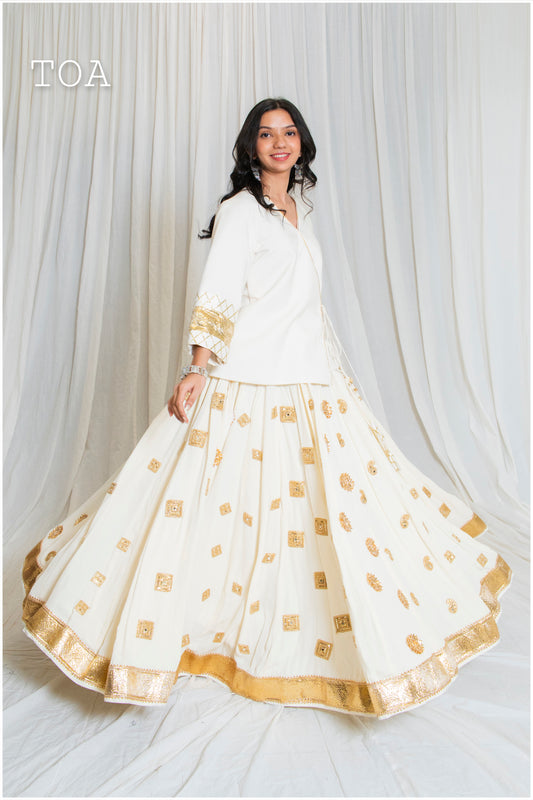 Shades of Lampi - Golden Star Outfit  - Off White