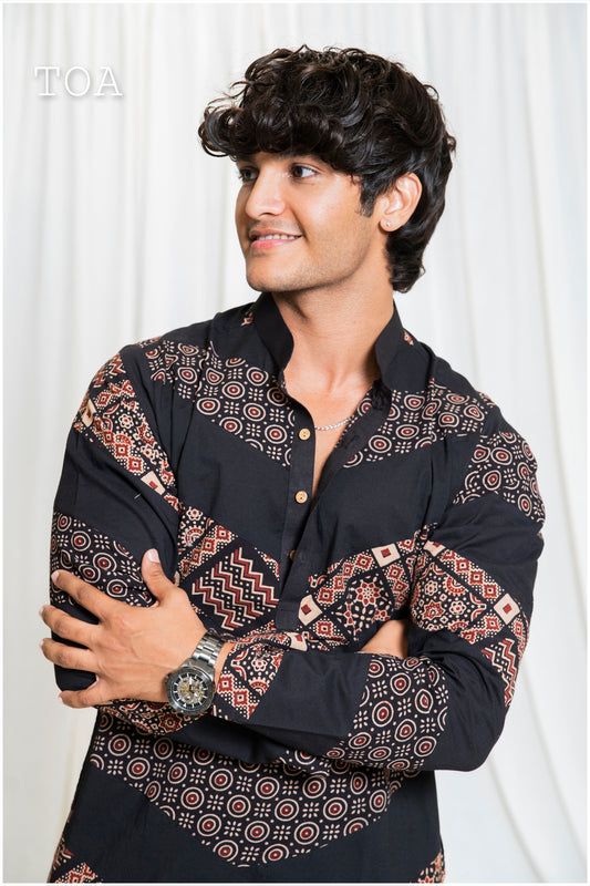 Shades Of Ajrakh - Alternate Zag - Black