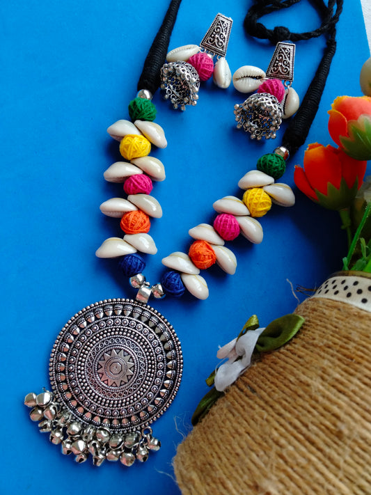 Oxidized multi-coloured necklace - JVD