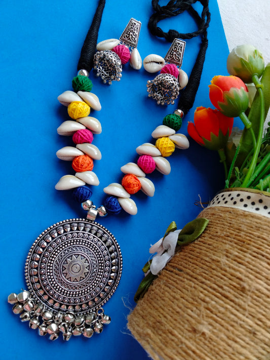 Oxidized multi-coloured necklace - JVD