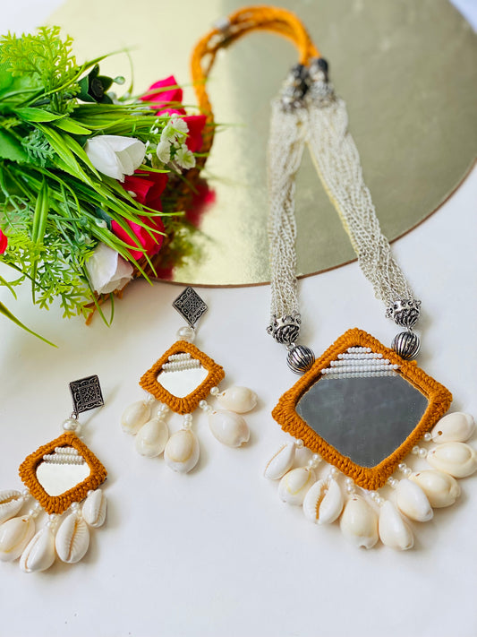 Mustard Mirror & Shells Necklace - JJ