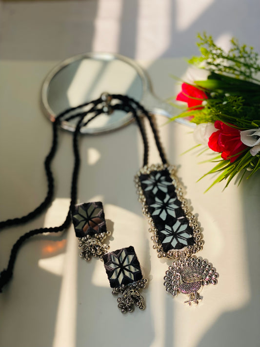 Black Mirror Oxidized Necklace - JJ